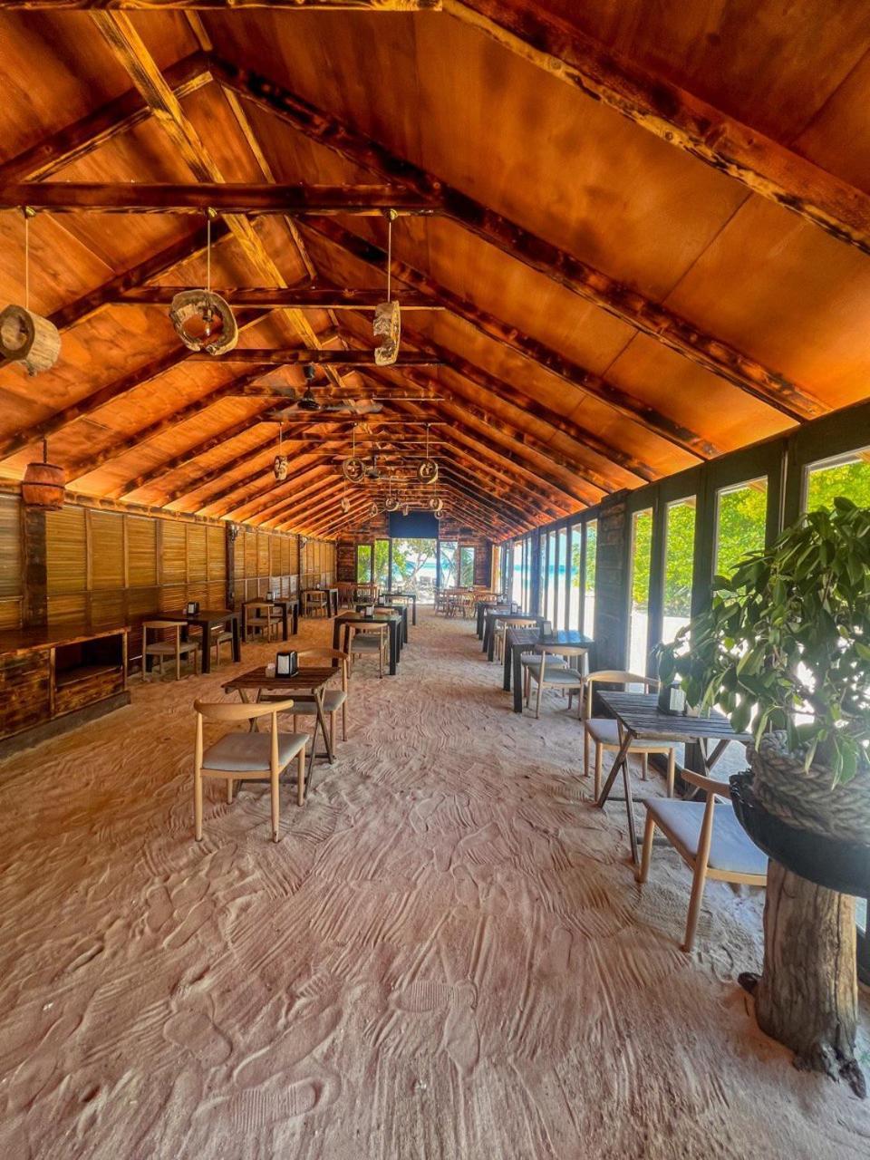 Tranquila Beach Hotel Rasdhoo Kültér fotó